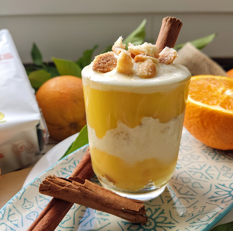 vasito de helado de canela, con crema naranja curd y tortas inés rosales